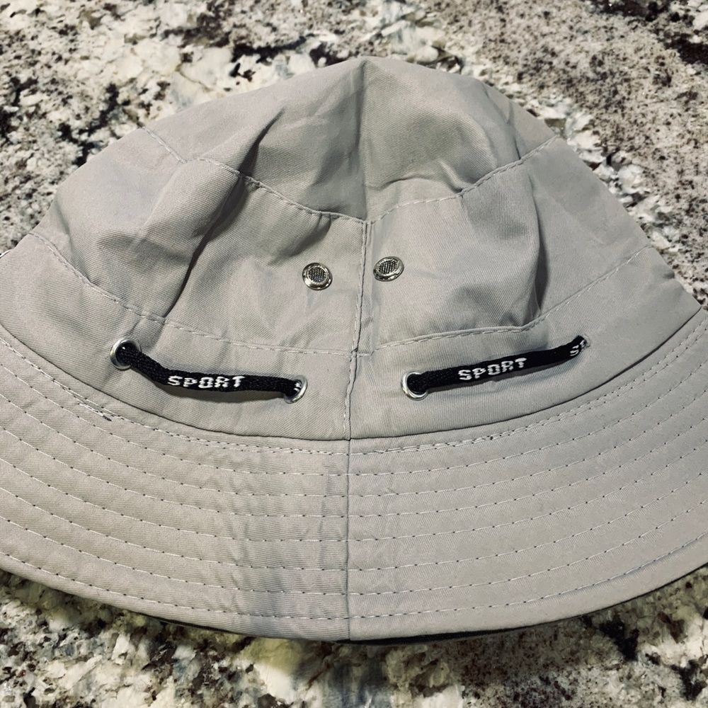 Hat - Picture 8 of 8